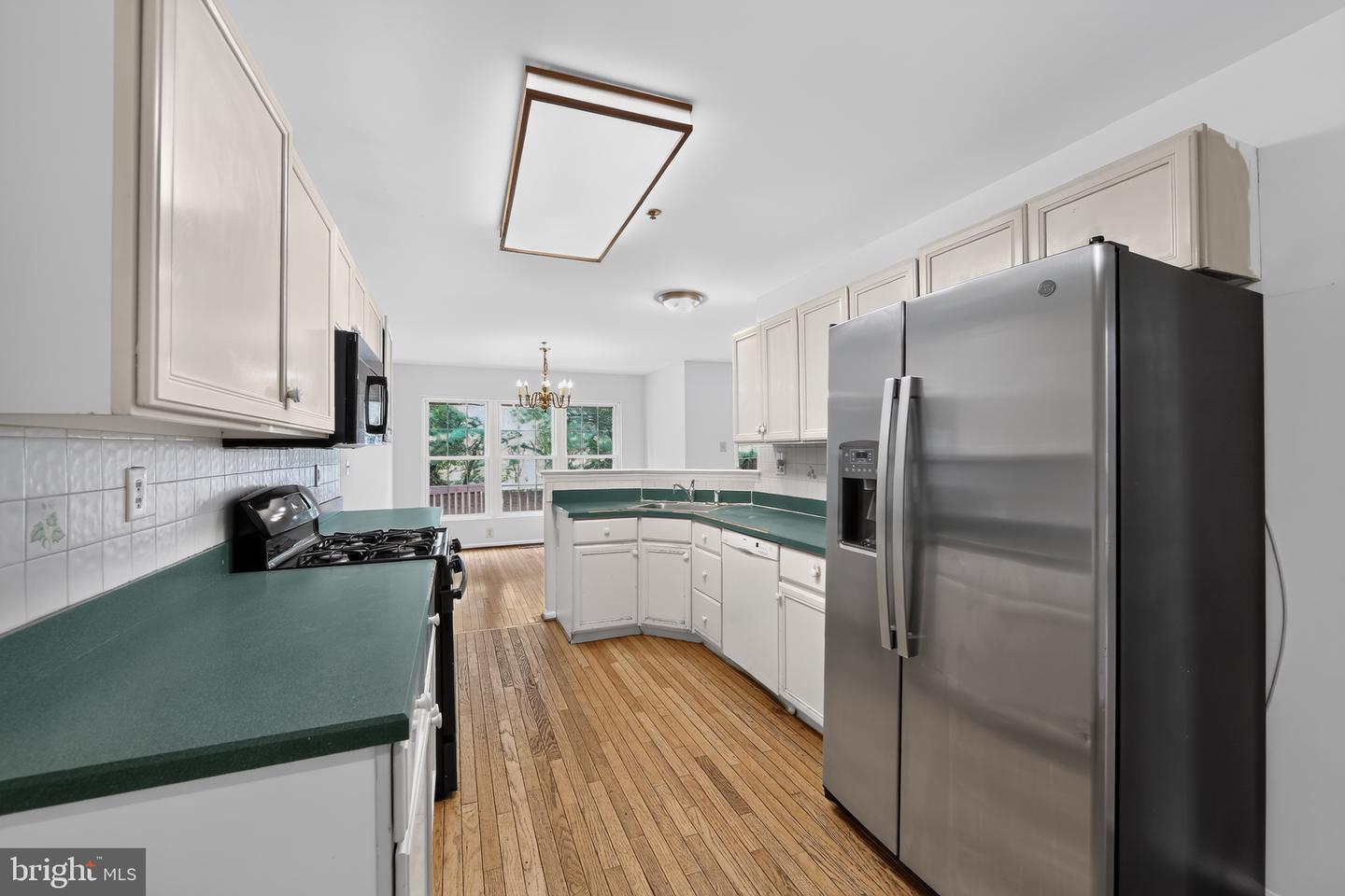 69 Bristol Ct Property Photo 13