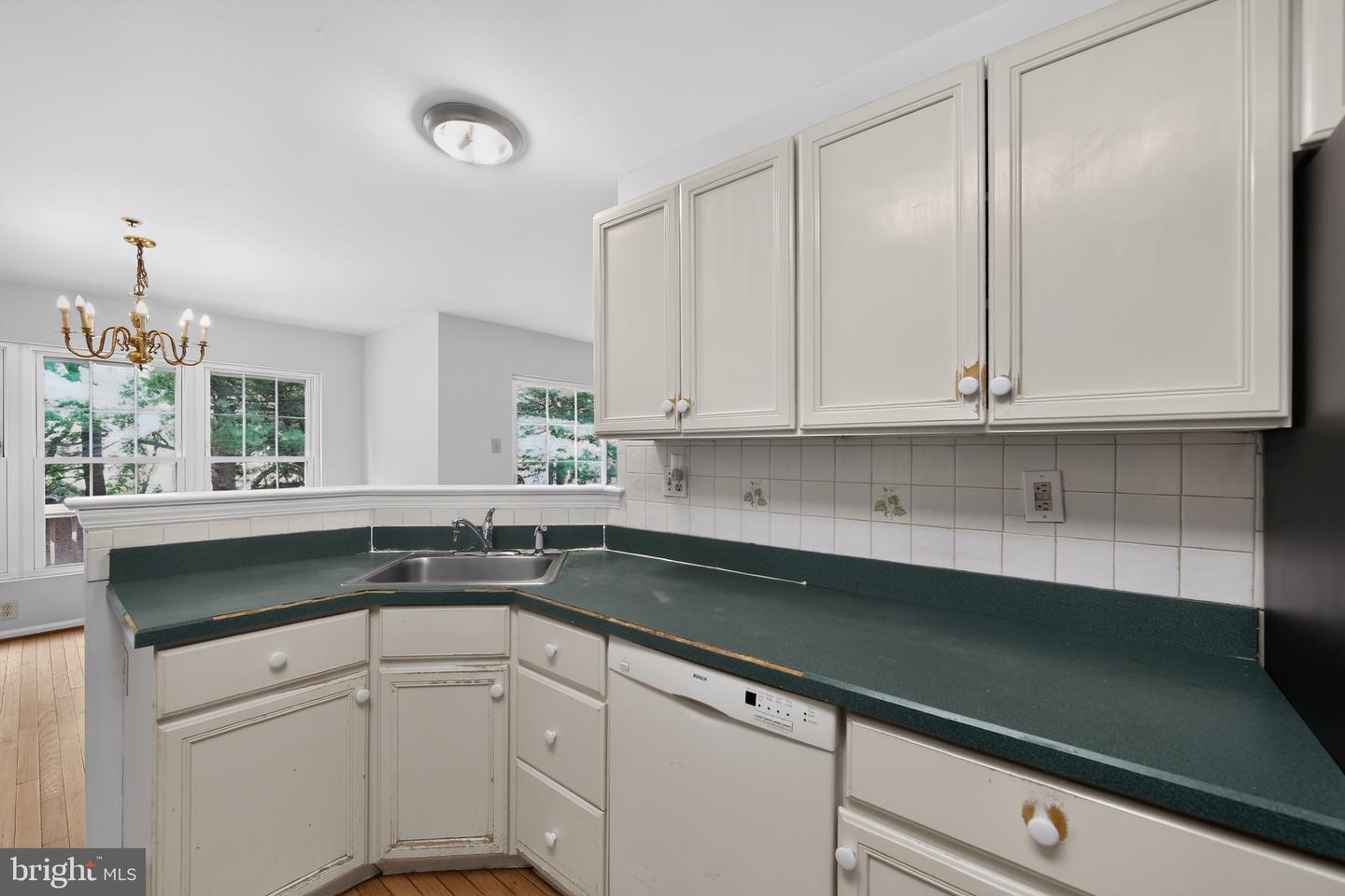 69 Bristol Ct Property Photo 14