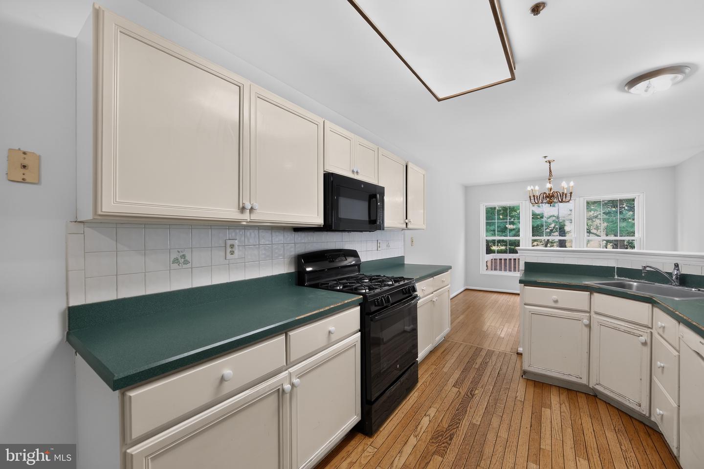 69 Bristol Ct Property Photo 15