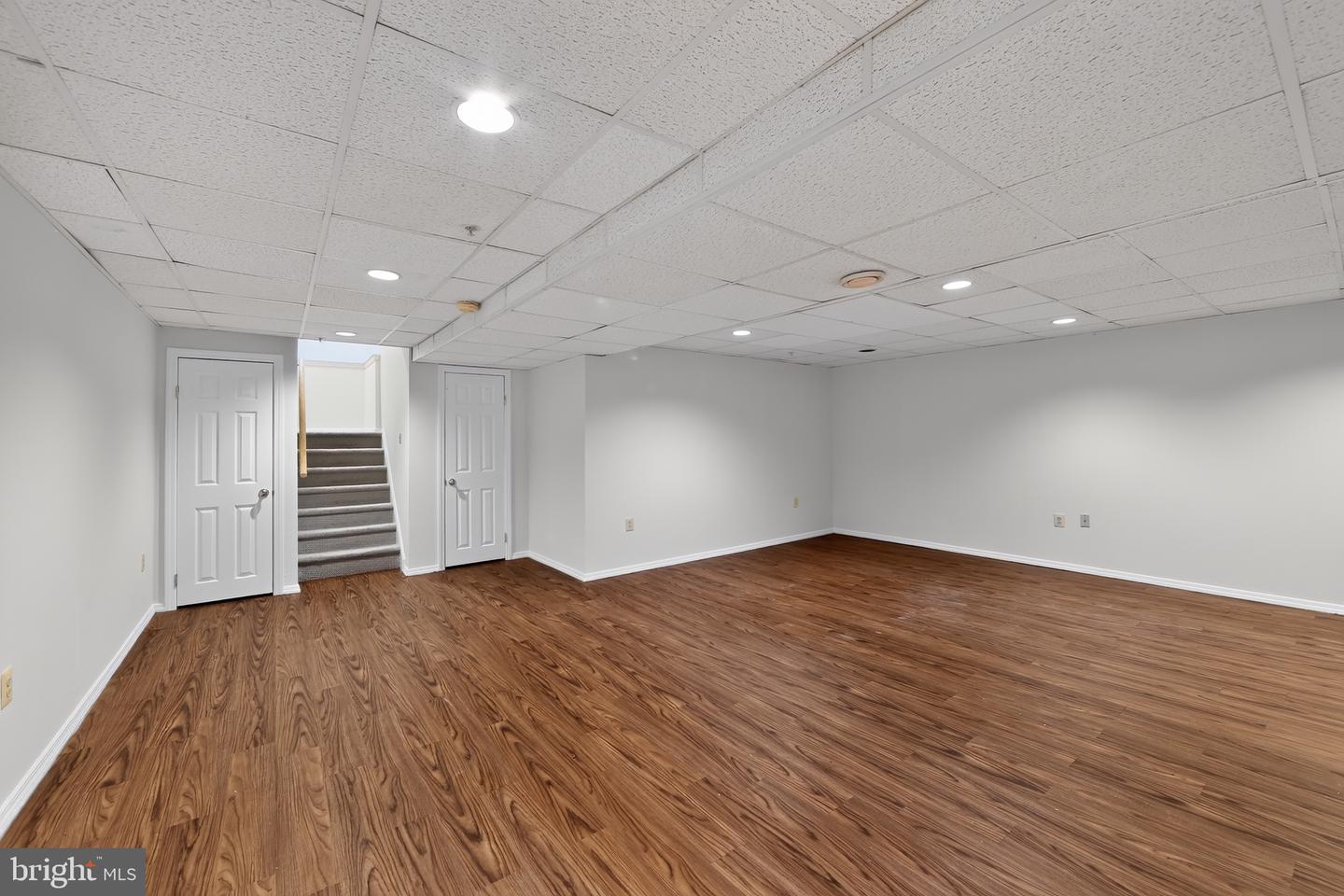 69 Bristol Ct Property Photo 33