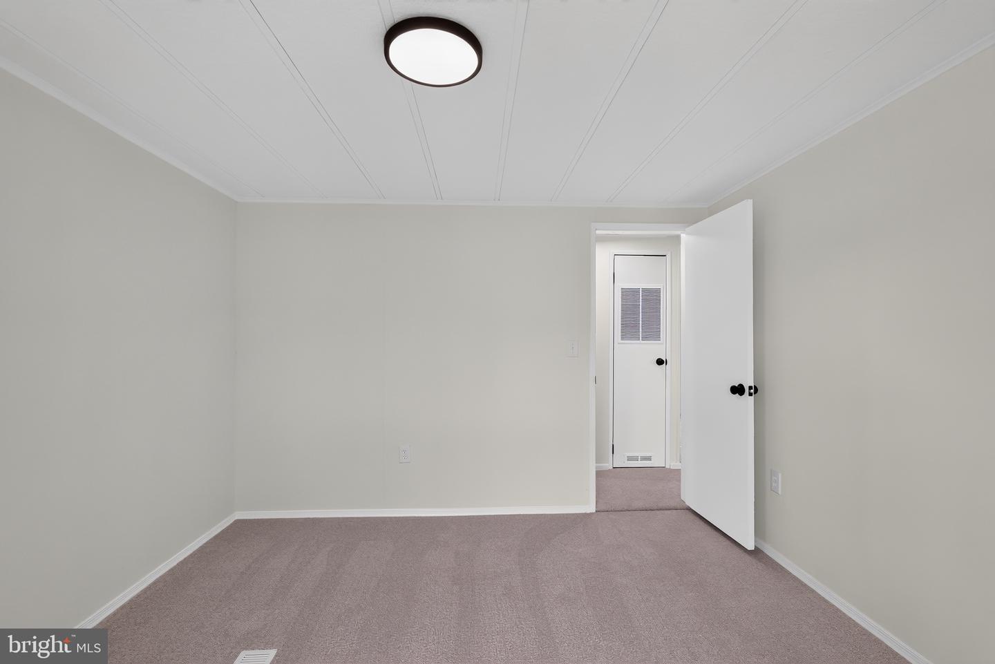 678 Walnut Ct Property Photo 25