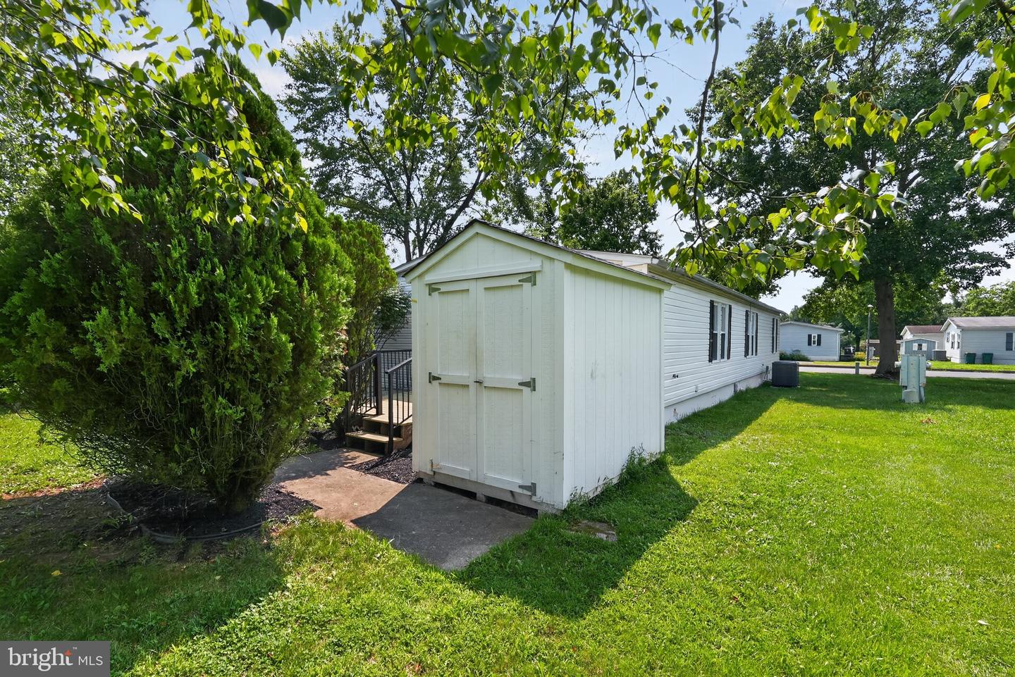 678 Walnut Ct Property Photo 28