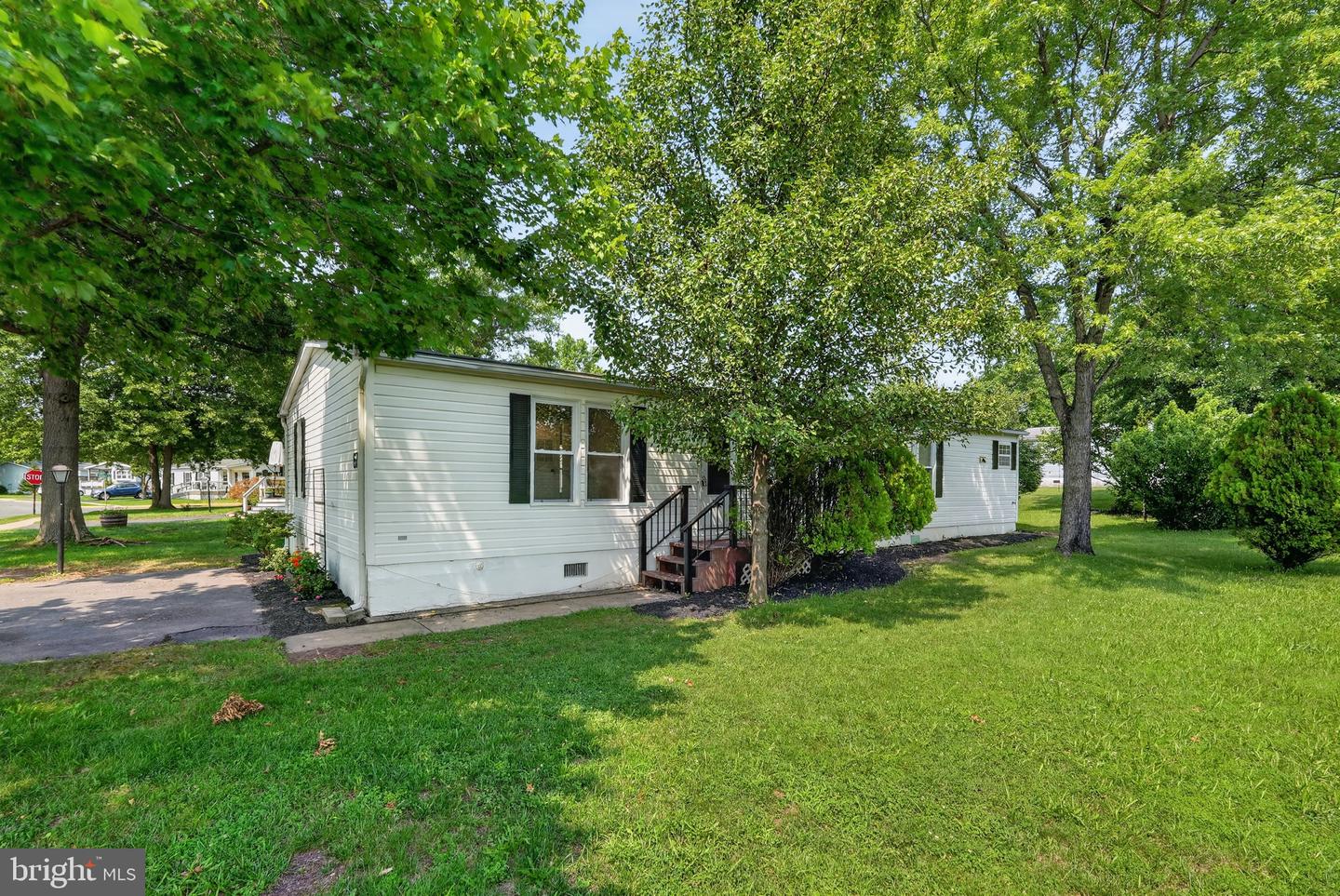 678 Walnut Ct Property Photo 33