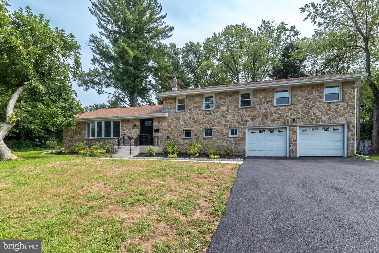 417 Gribbel Rd Property Photo 2