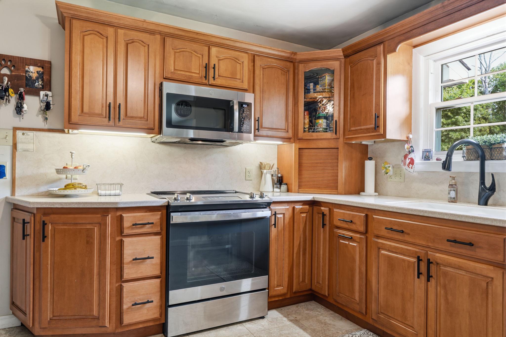 2050 Price Rd Property Photo 11