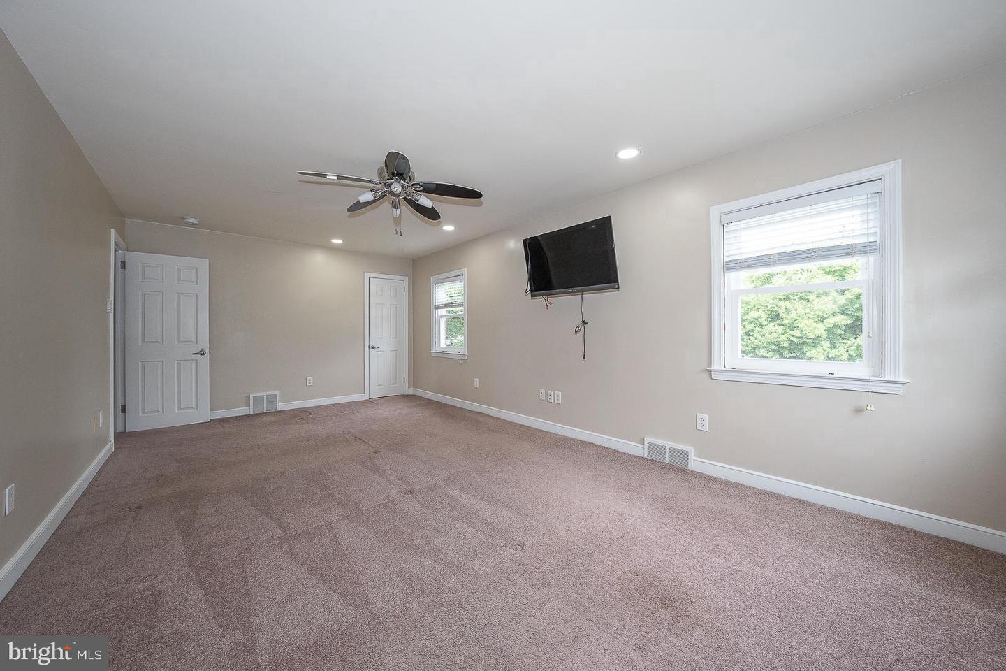 116 Andrea Rd Property Photo 14
