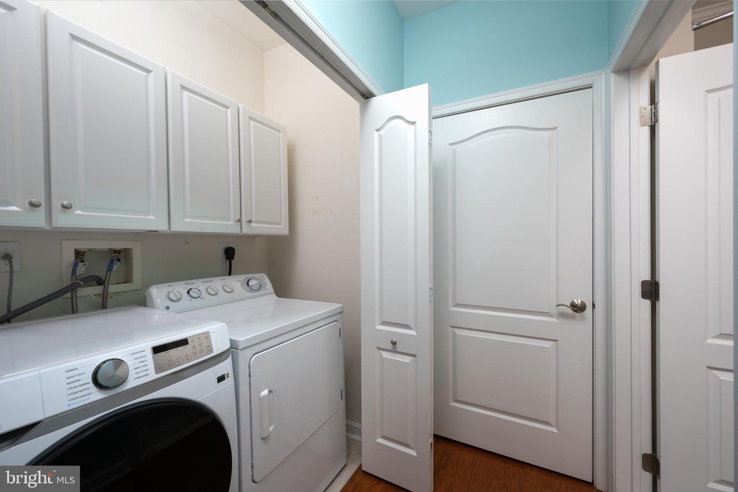 208 Carson Ter Property Photo 16