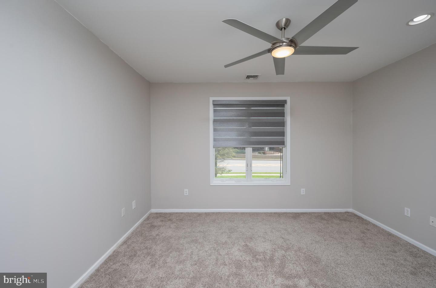 208 Carson Ter Property Photo 23