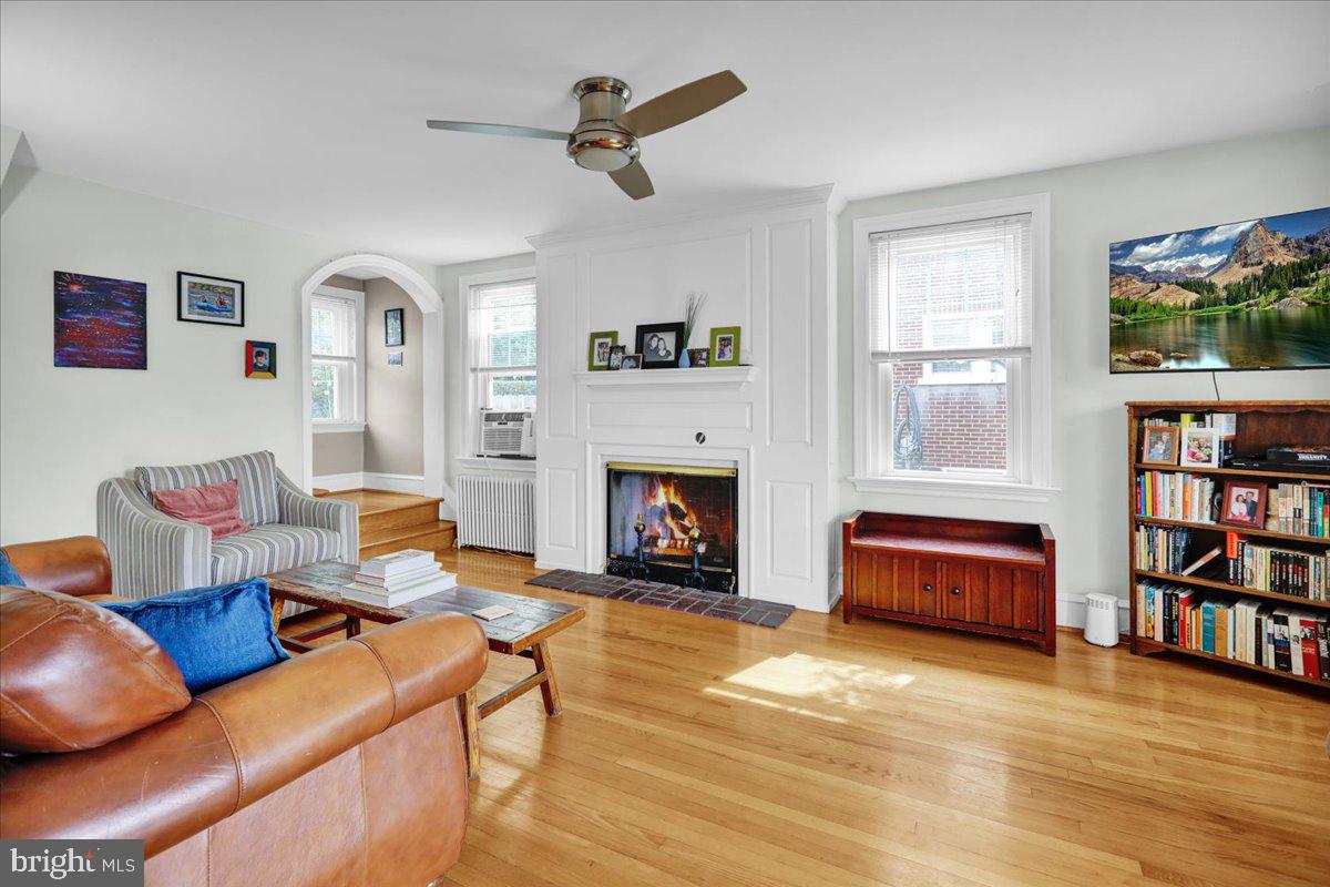 425 Pennsylvania Ave Property Photo 6