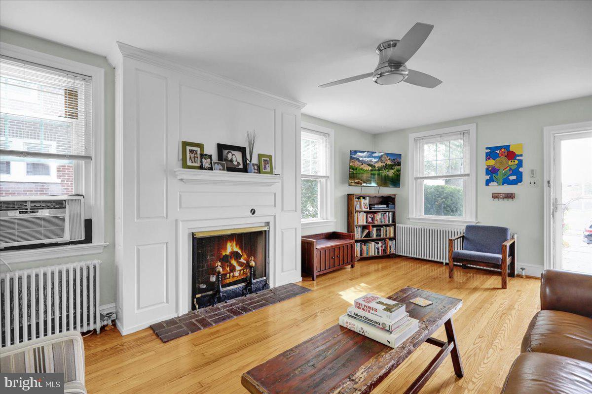 425 Pennsylvania Ave Property Photo 9