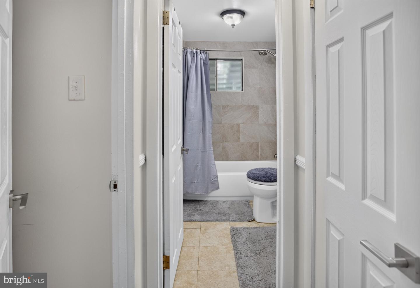 2741 Fernwood Ave Property Photo 23