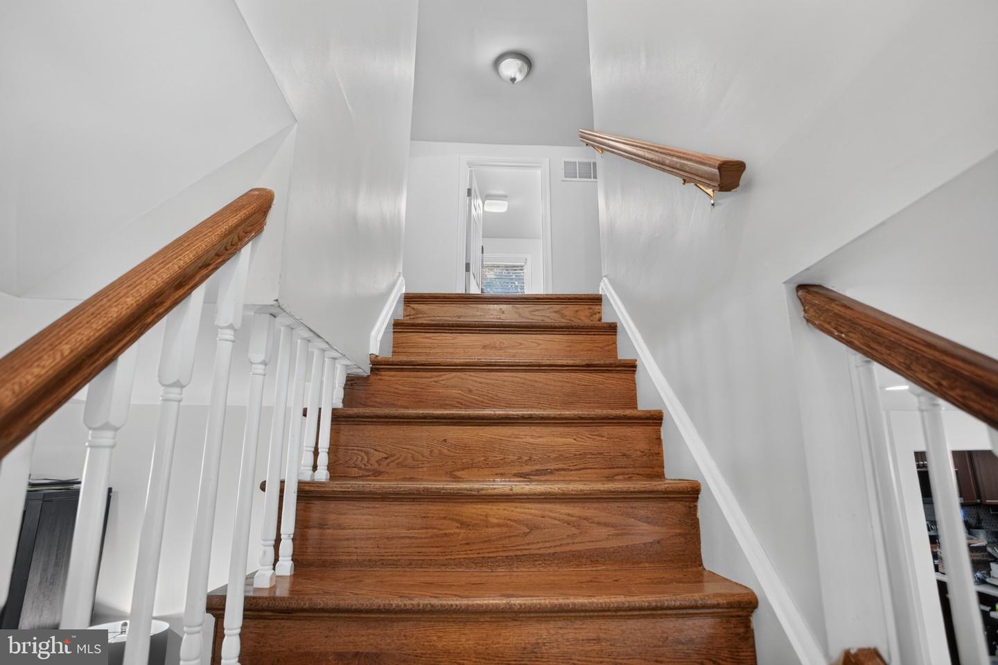 2741 Fernwood Ave Property Photo 30