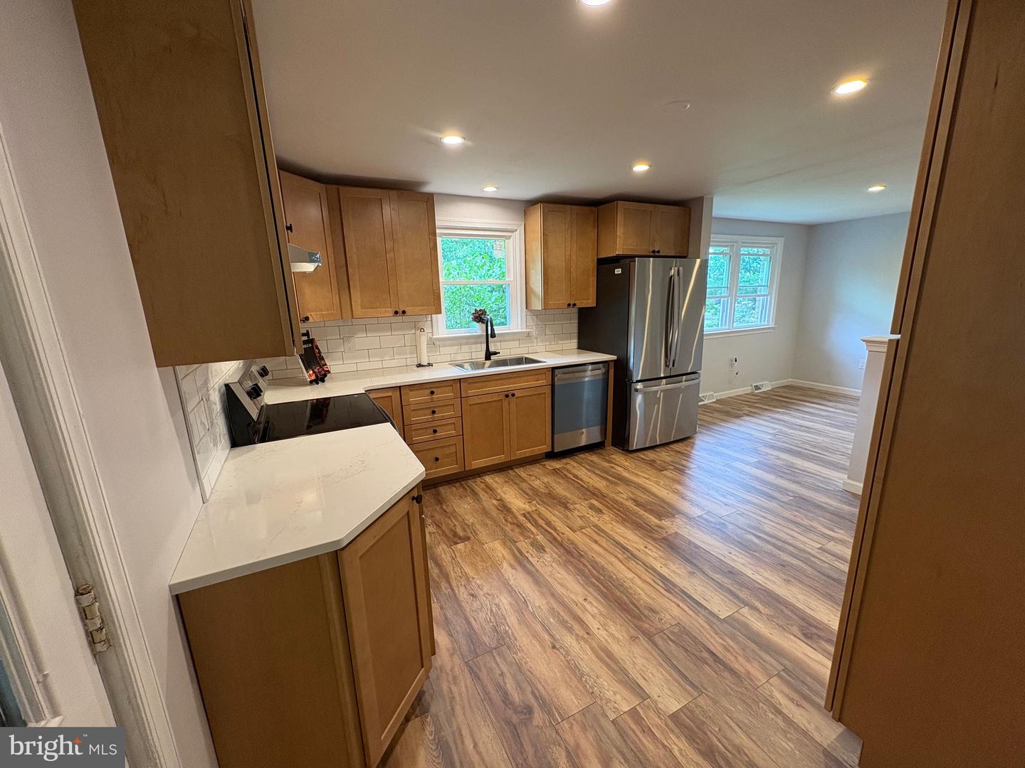 2911 Federal # Property Photo 10