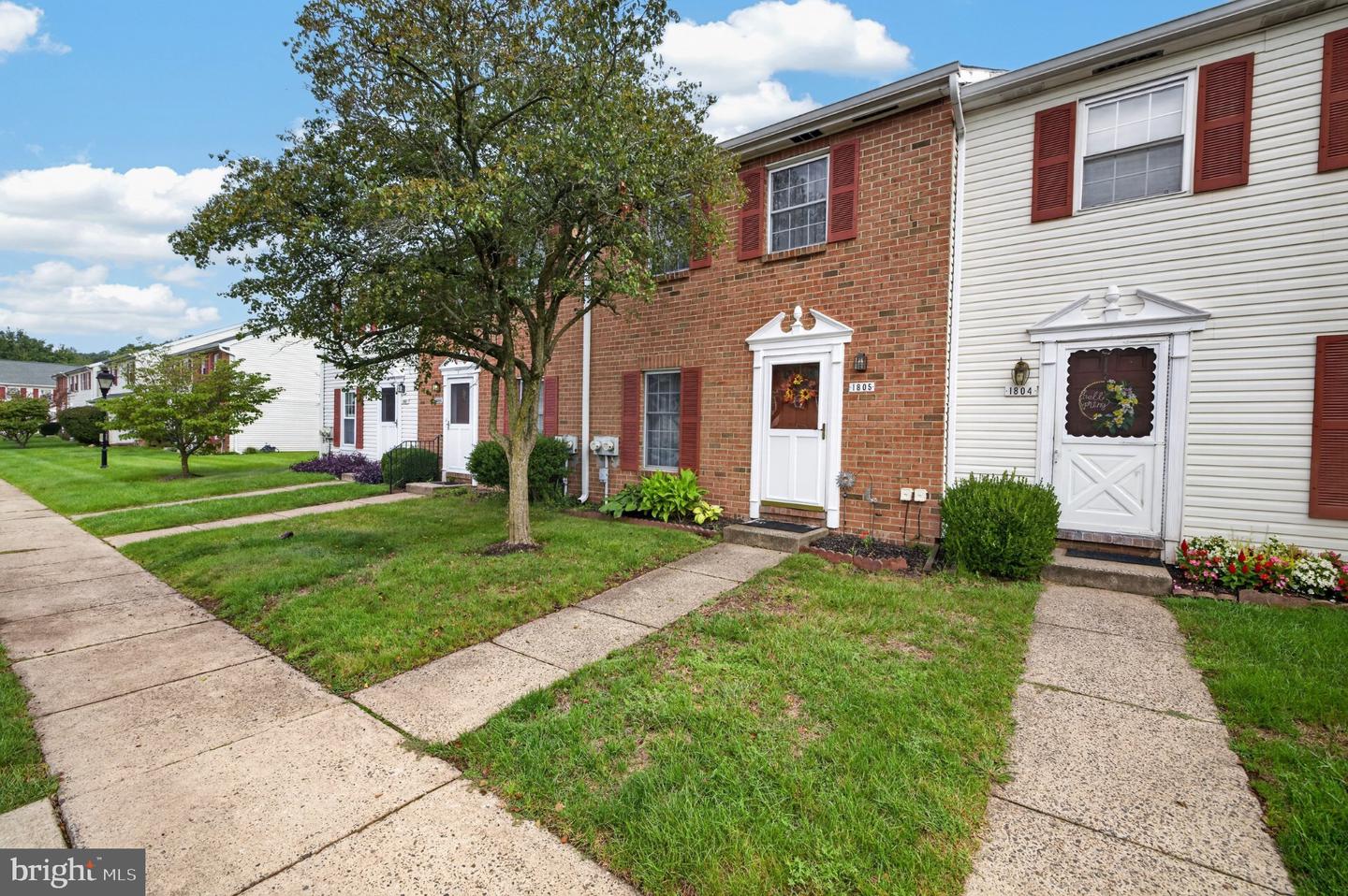 1805 Pennland Ct Property Photo 2