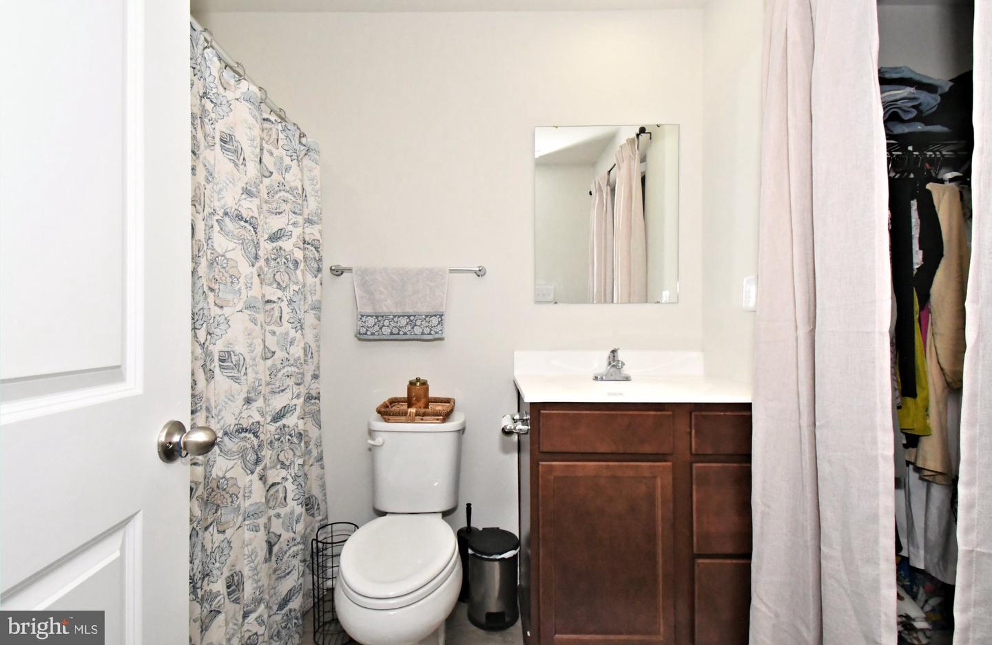 15 Castle Dr Property Photo 25