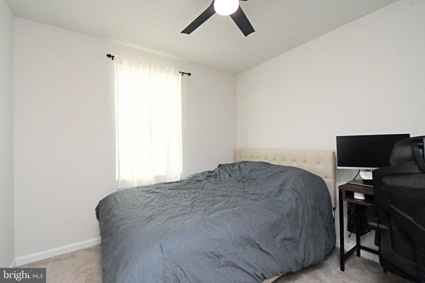 15 Castle Dr Property Photo 28