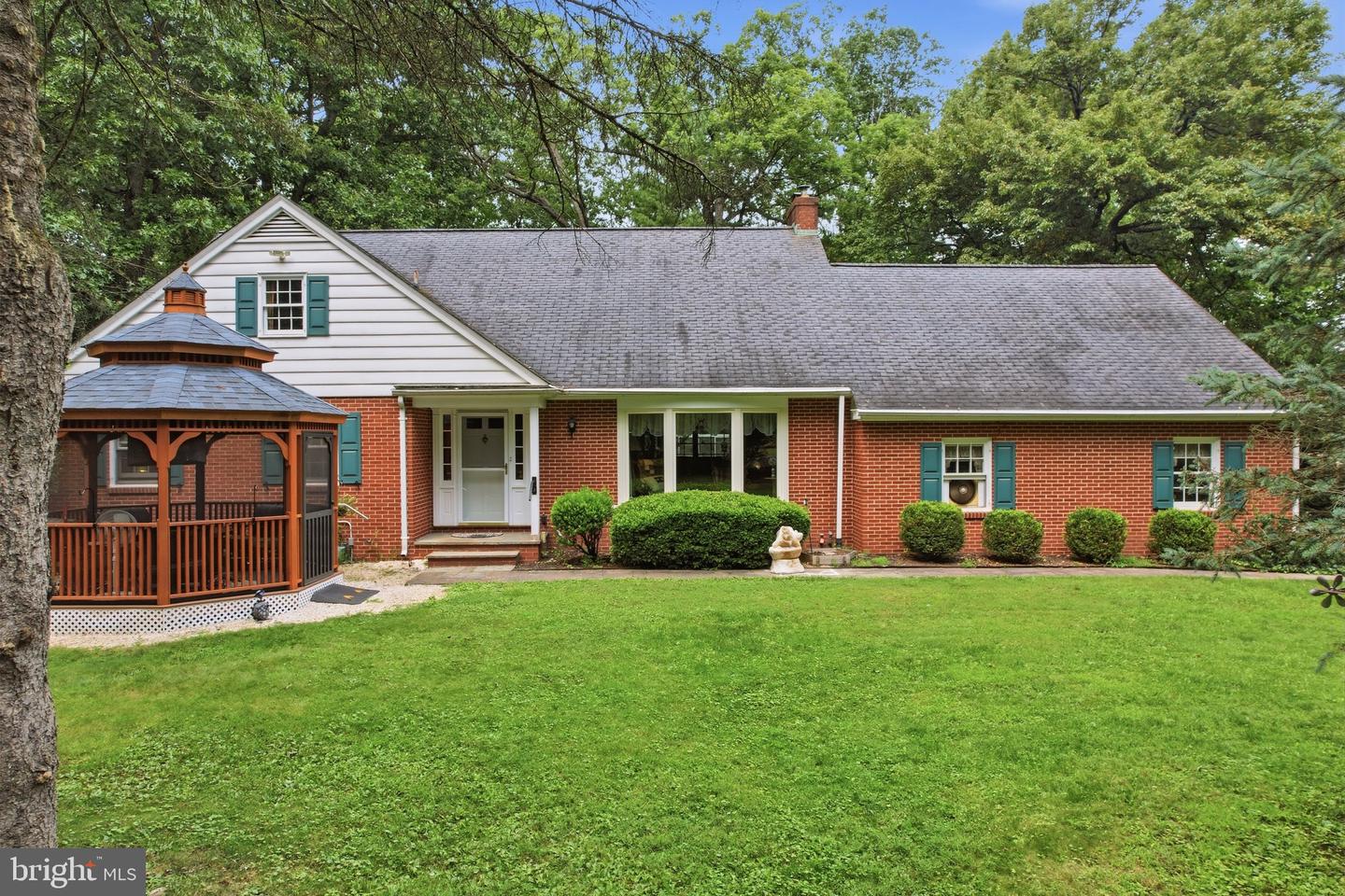 1274 Sumneytown Pike Property Photo 3
