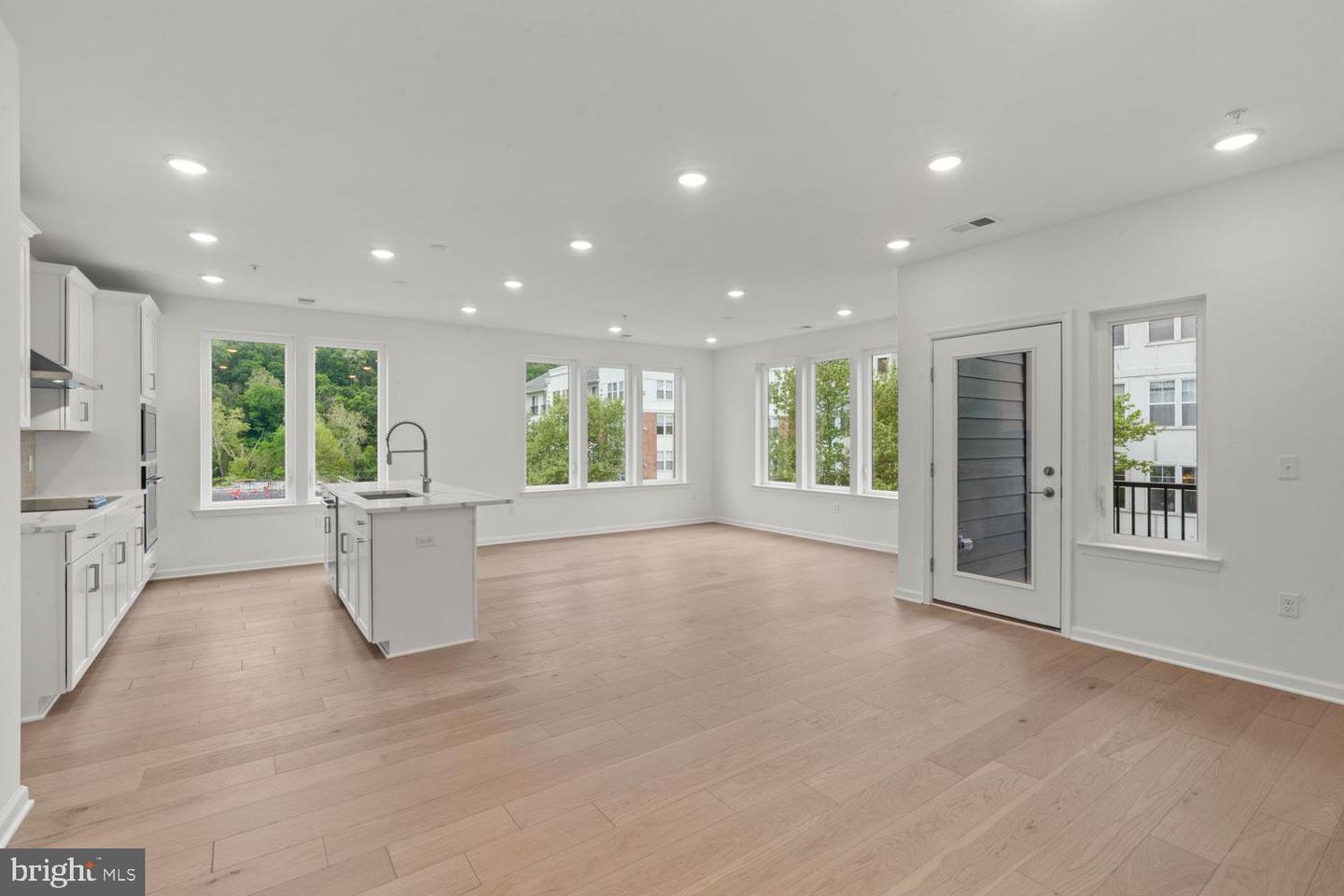 431 Washington St #2113 Lewis Property Photo 11