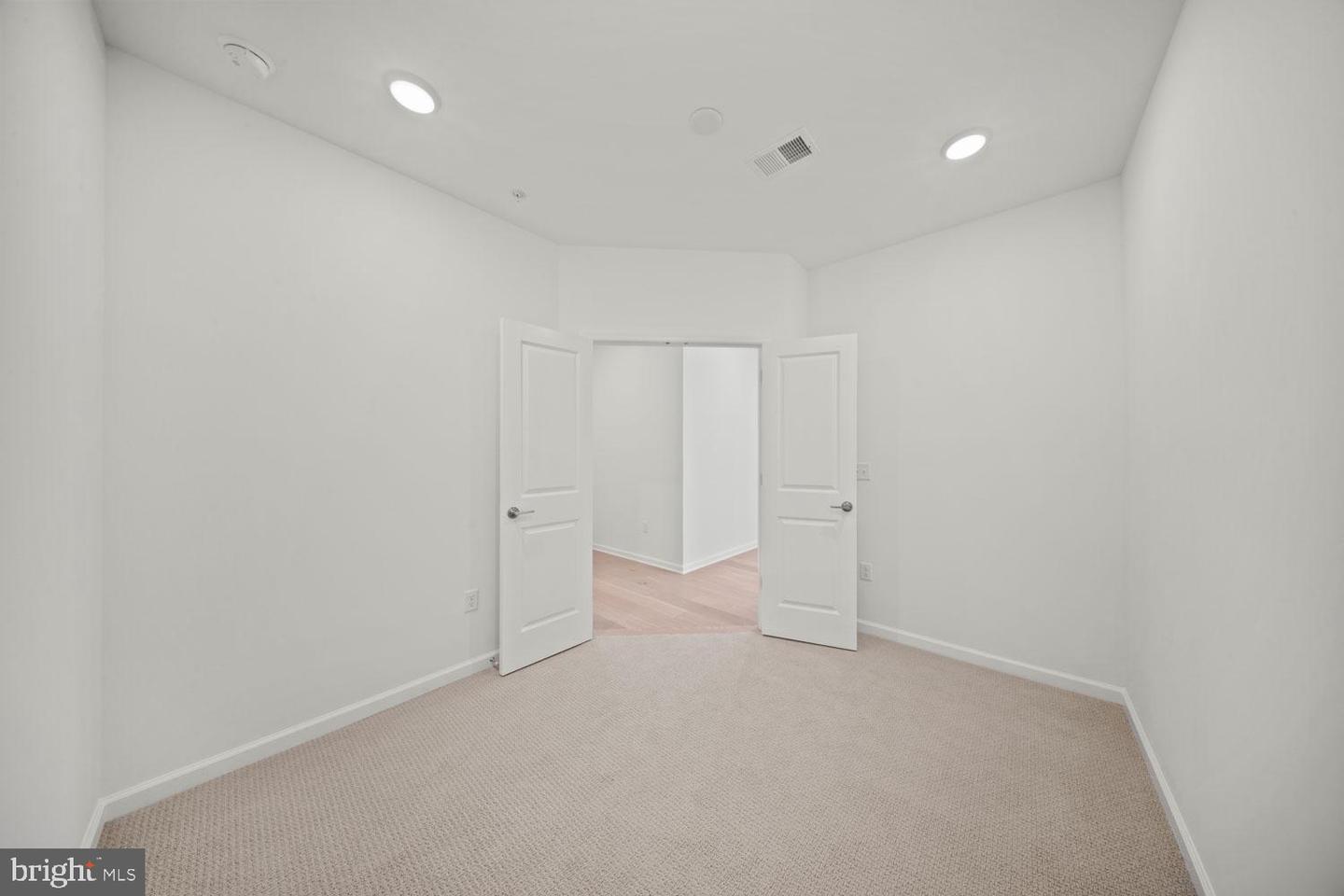 431 Washington St #2113 Lewis Property Photo 23