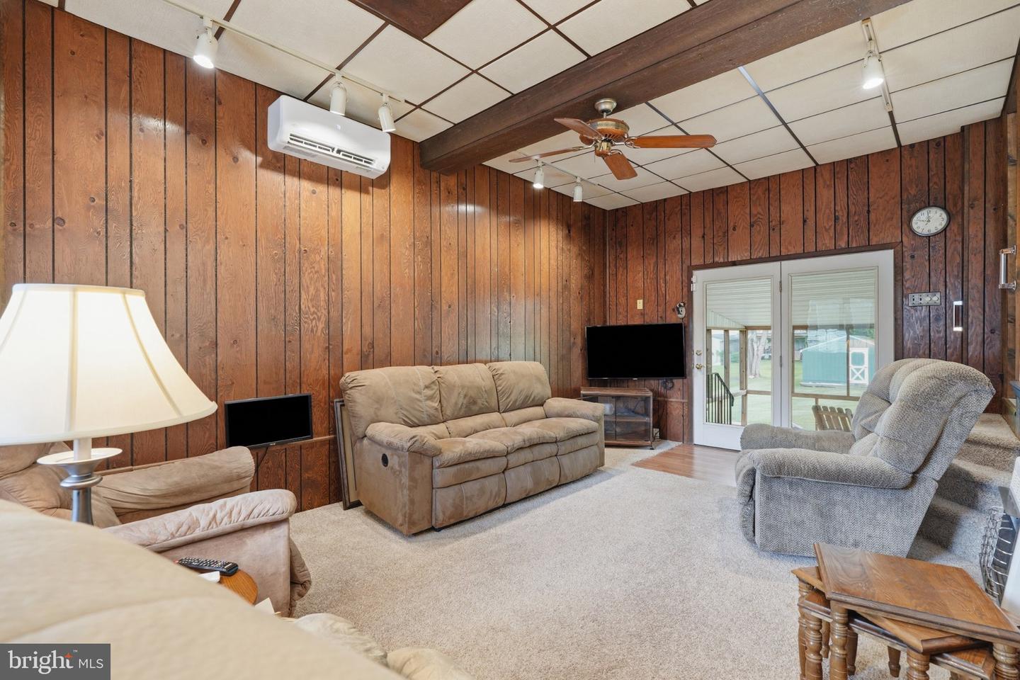 1385 Woodmere Rd Property Photo 22