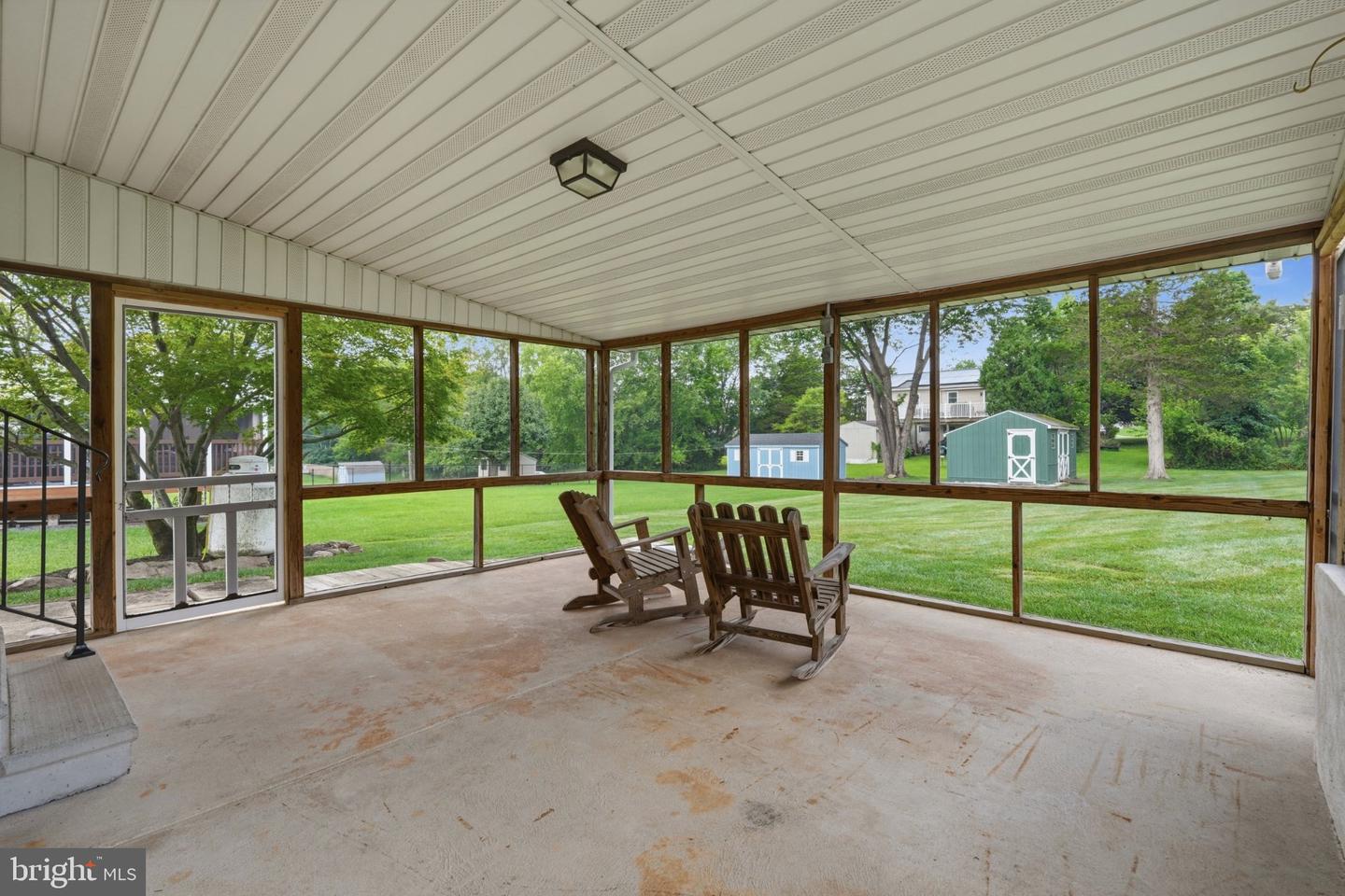 1385 Woodmere Rd Property Photo 39