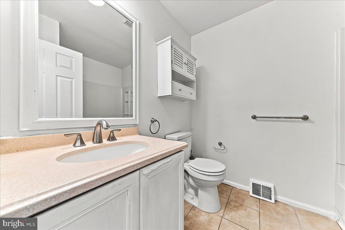 483 Stoneglen St Property Photo 19