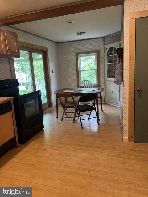 315 N Price St Property Photo 4