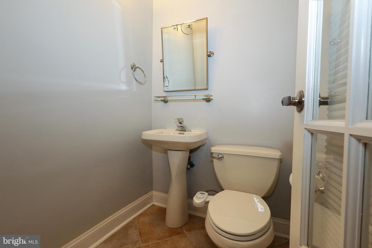 1600 Hagys Ford Rd #6-e Property Photo 6