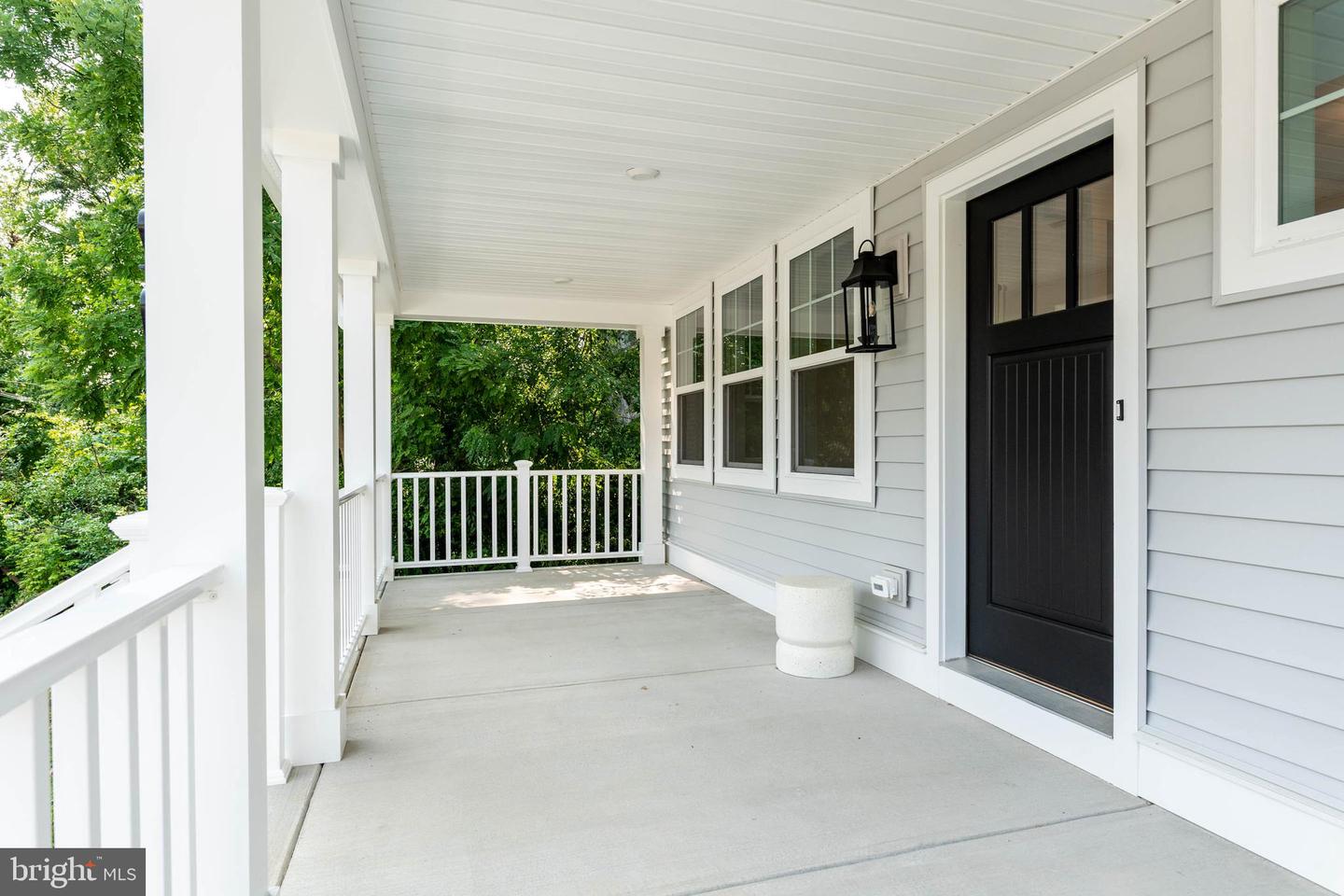 129 Rockland Ave Property Photo 3