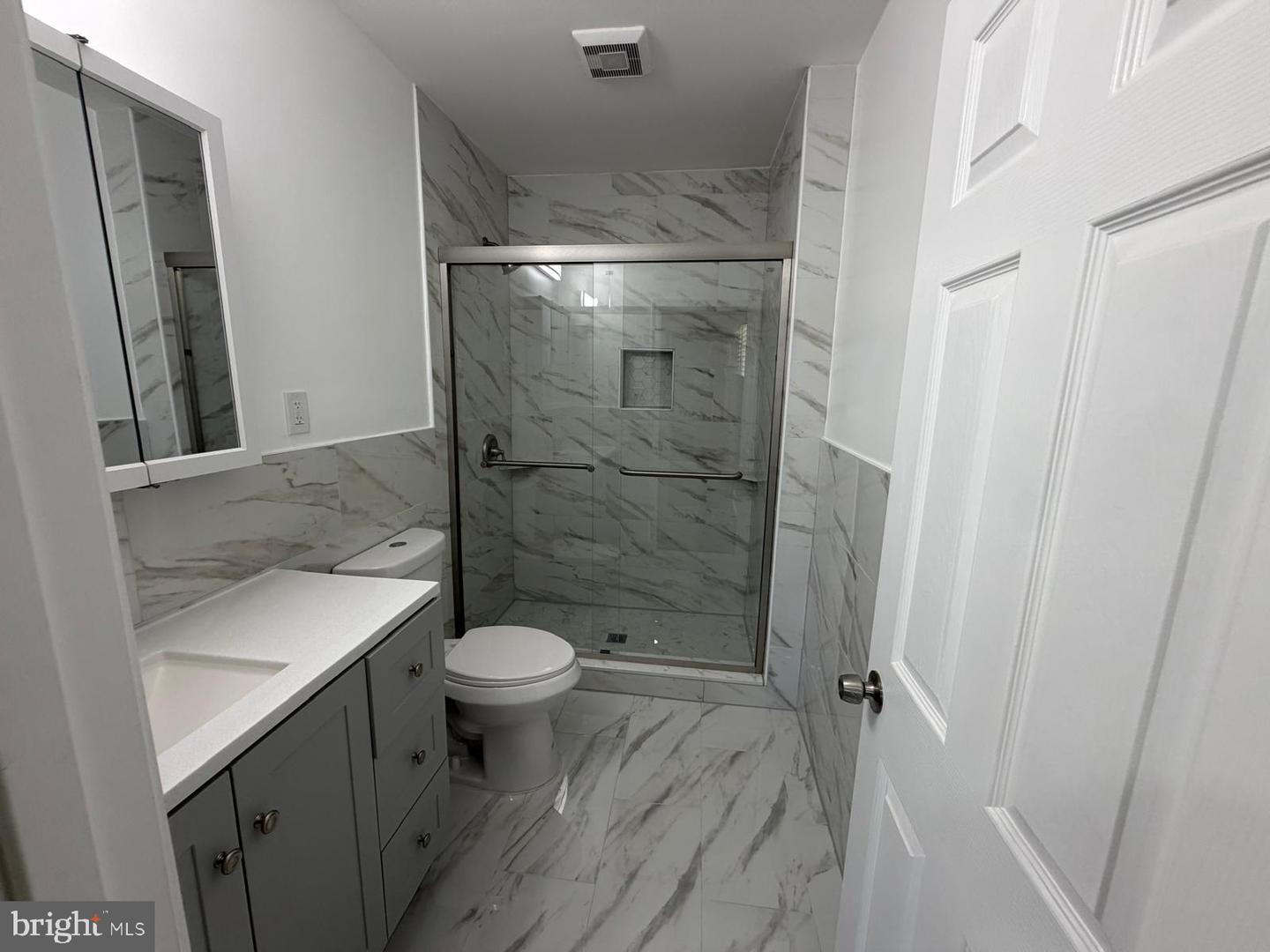 249 Hill Ave Property Photo 18