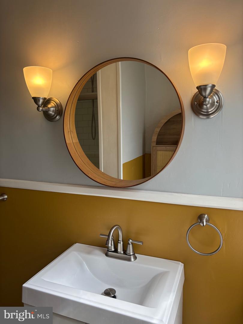 1004 Melrose Ave Property Photo 15