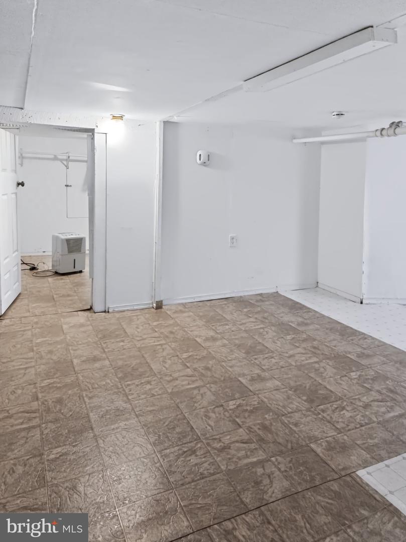 216 N Main St # Property Photo 18