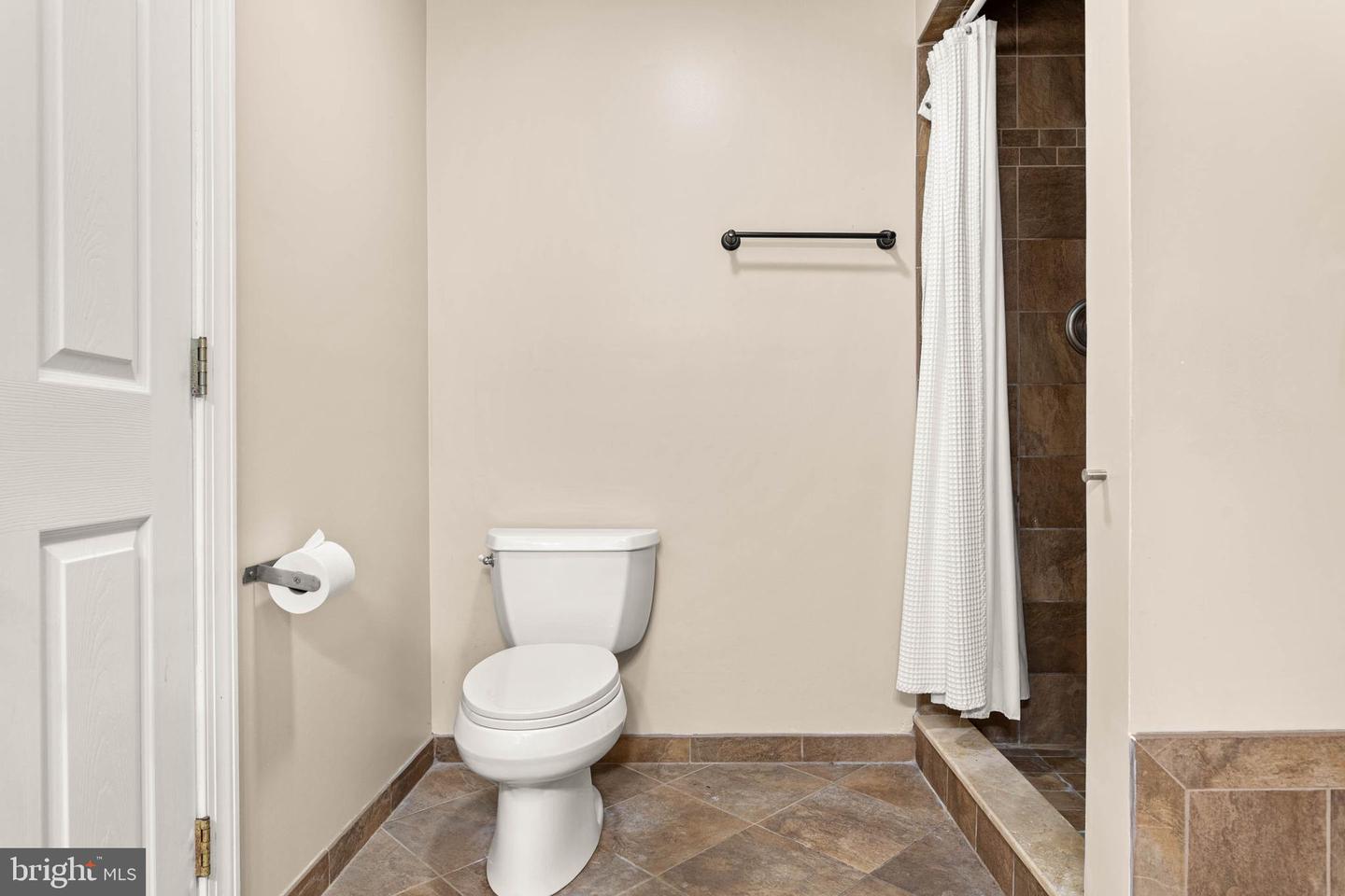 225 Church St Property Photo 30