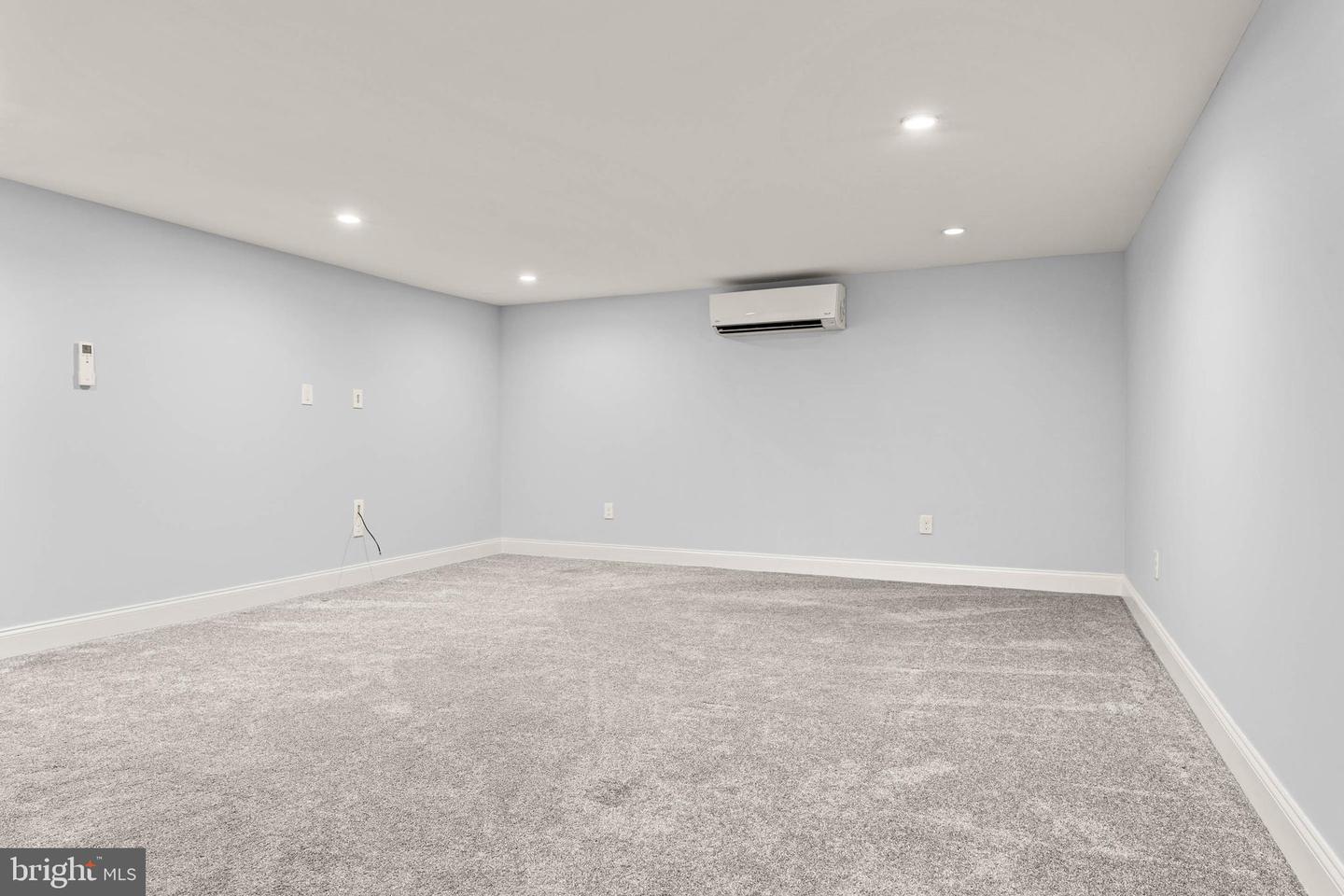 225 Church St Property Photo 38