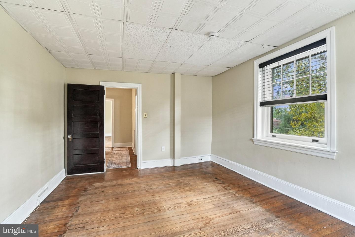 1851 W Marshall St Property Photo 40