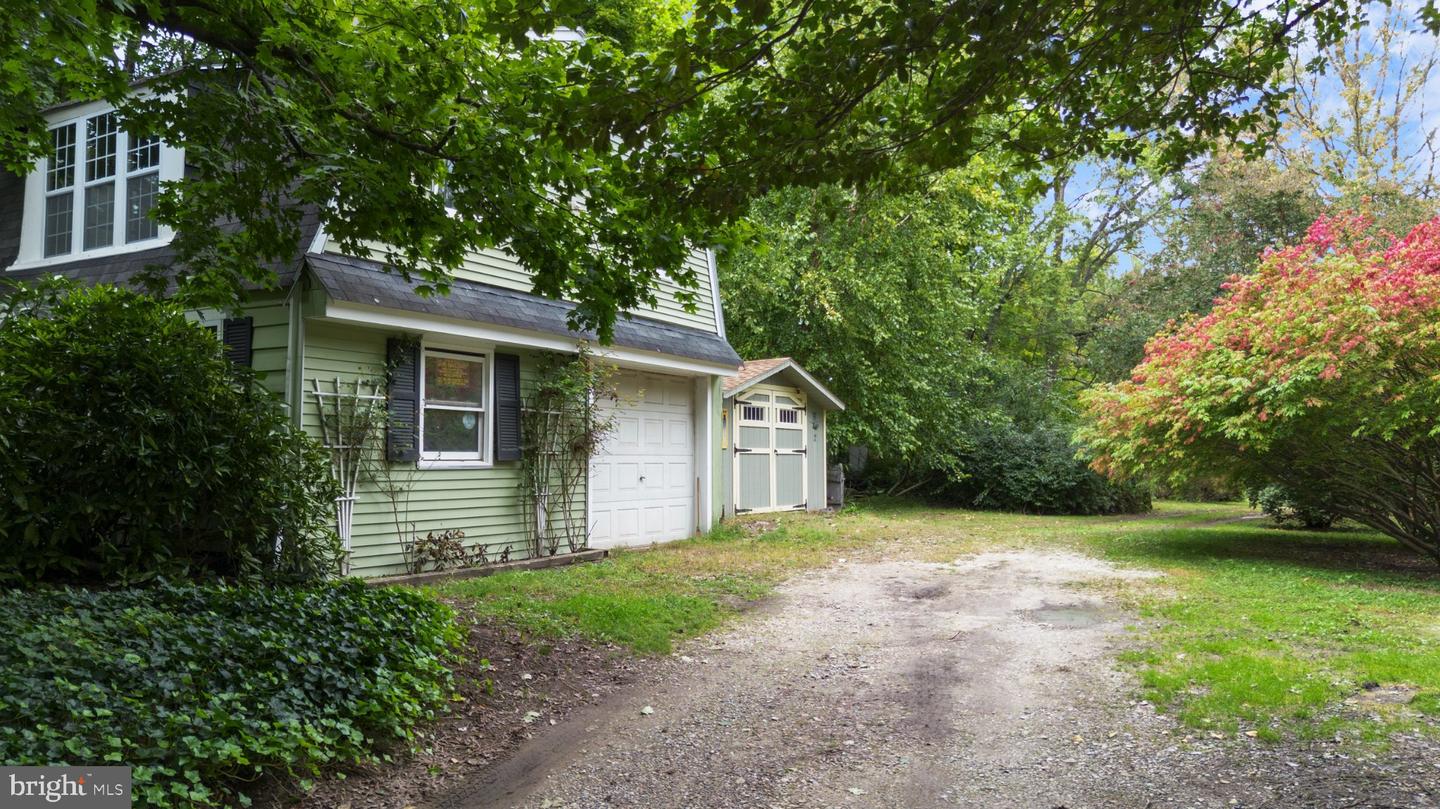1851 W Marshall St Property Photo 69