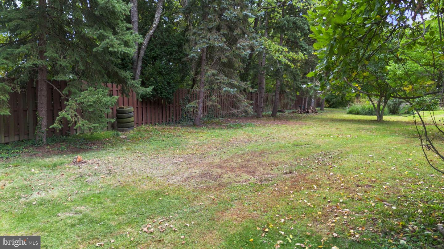 1851 W Marshall St Property Photo 80