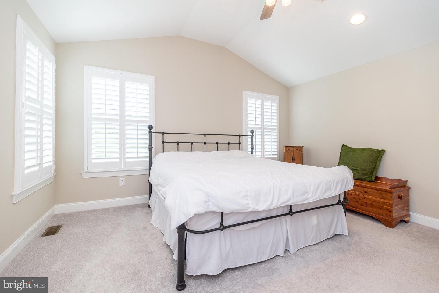 242 Hillstone Cir Property Photo 35