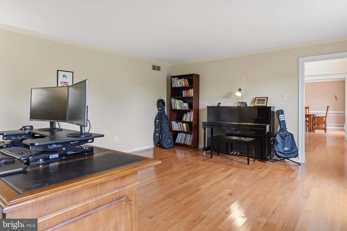 1342 Tanglewood Dr # Property Photo 13