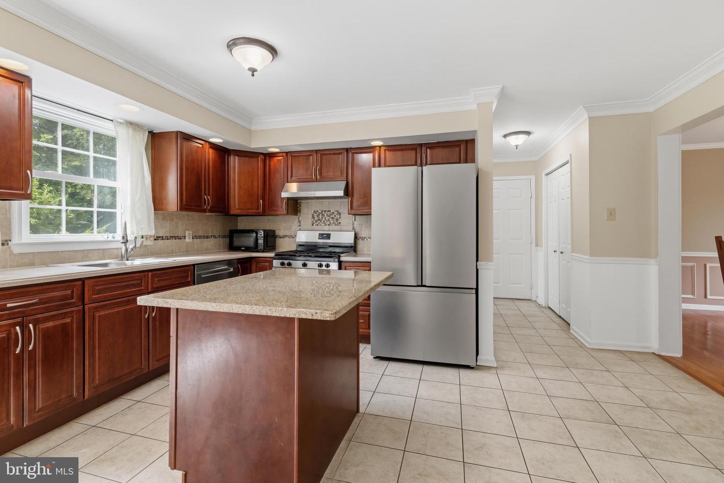 1342 Tanglewood Dr # Property Photo 16