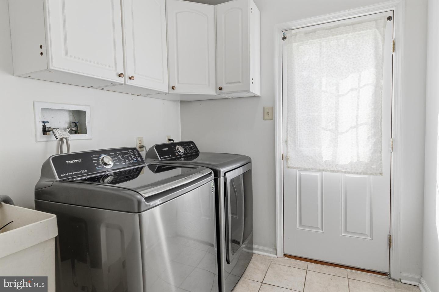 1342 Tanglewood Dr # Property Photo 35