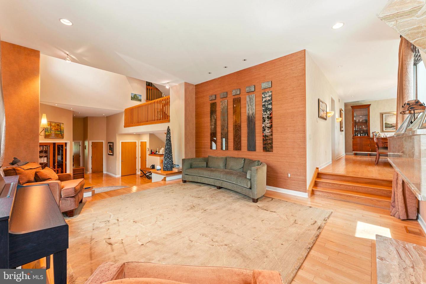 1427 Byberry Rd Property Photo 14