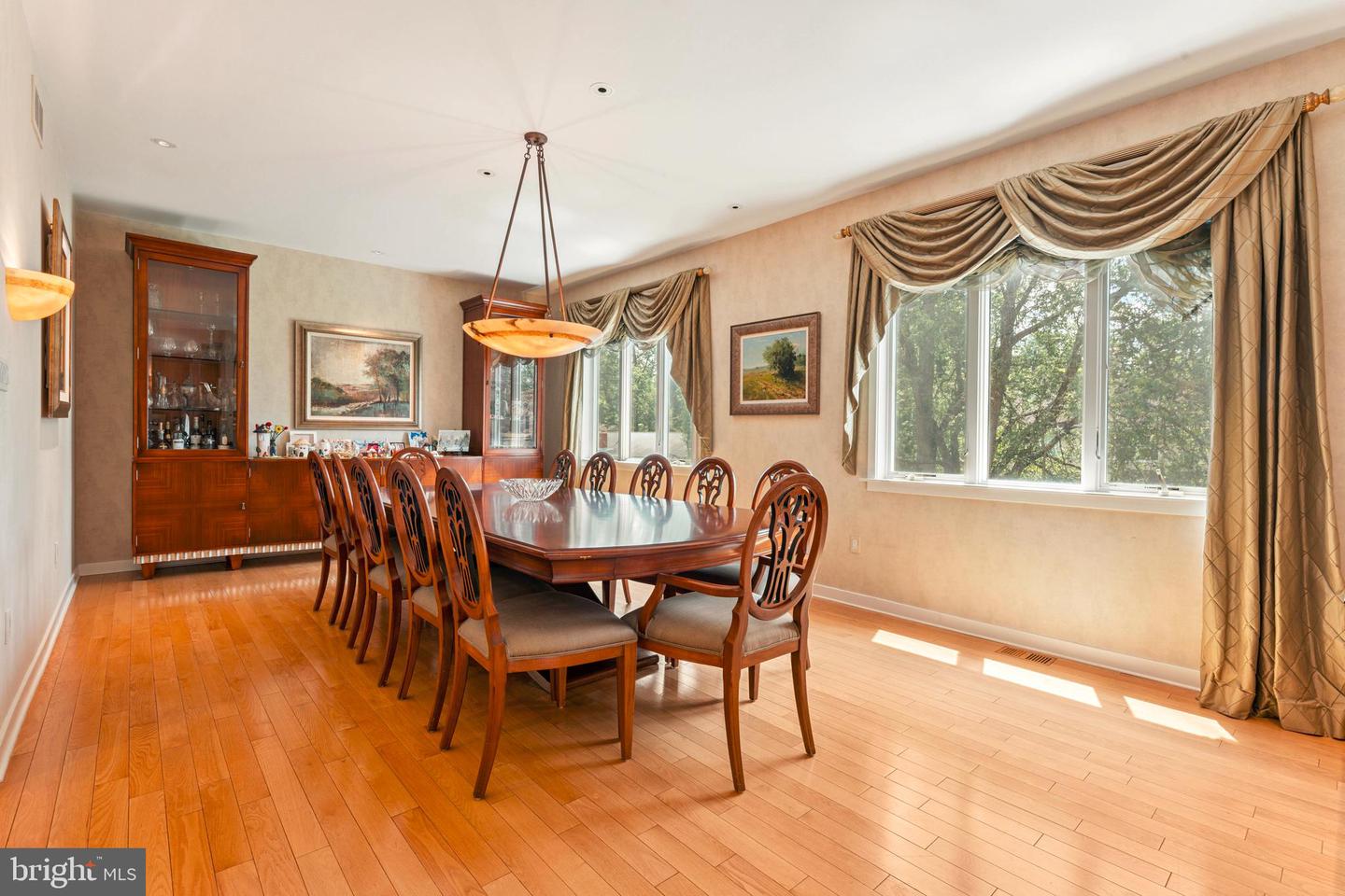 1427 Byberry Rd Property Photo 16