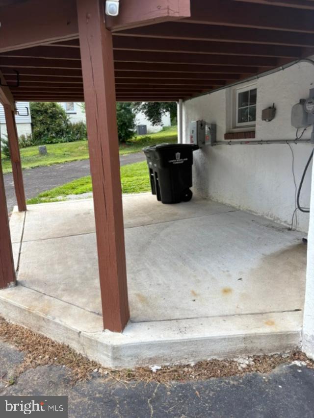 90 Clearview Ave Property Photo 23