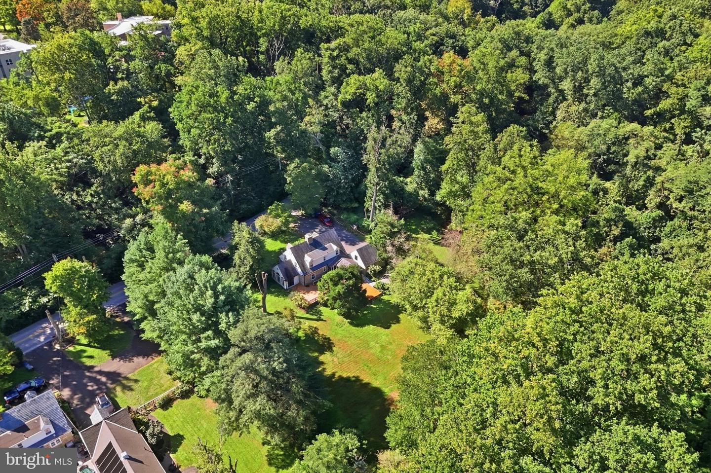 65 Shady Ln # Property Photo 3