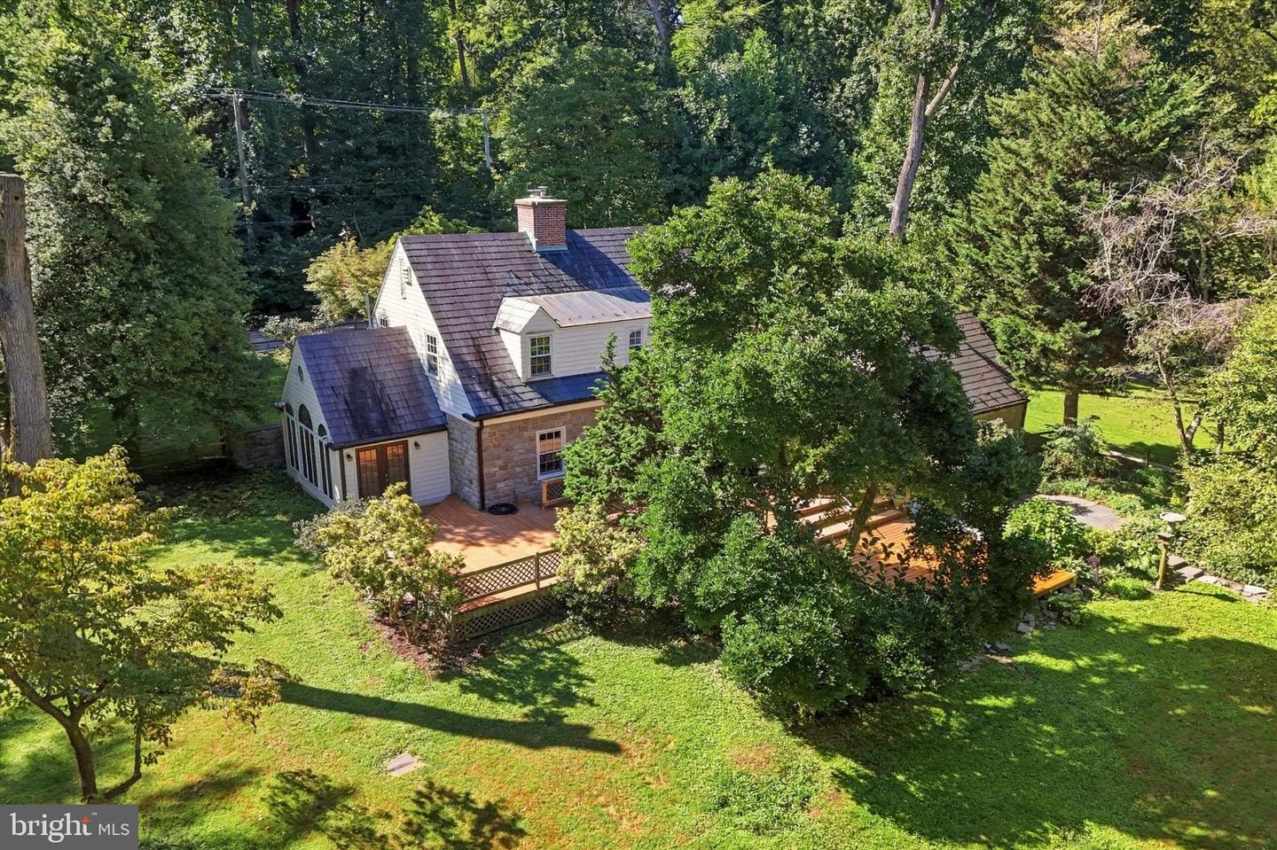65 Shady Ln # Property Photo 8