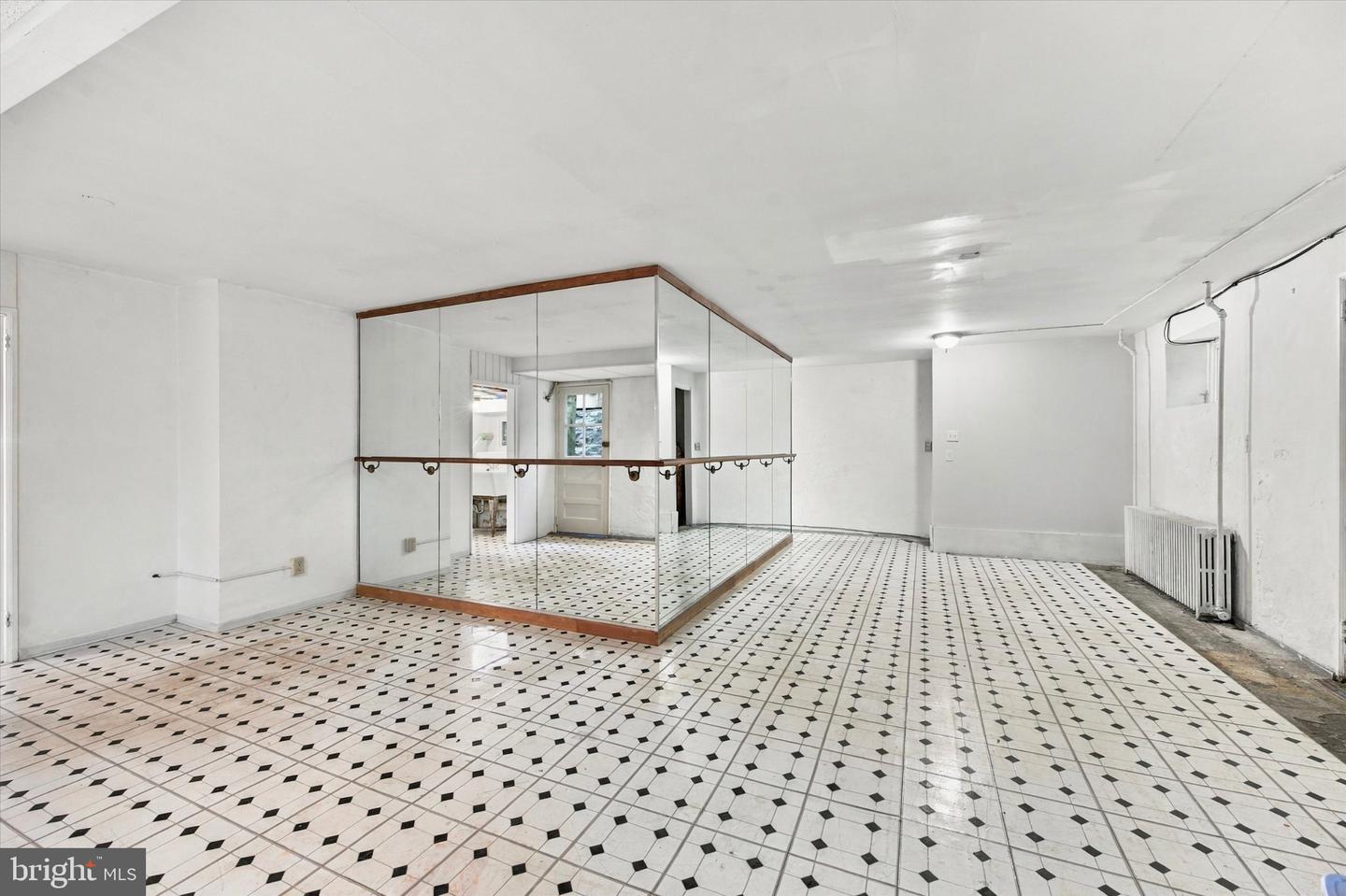 65 Shady Ln # Property Photo 32
