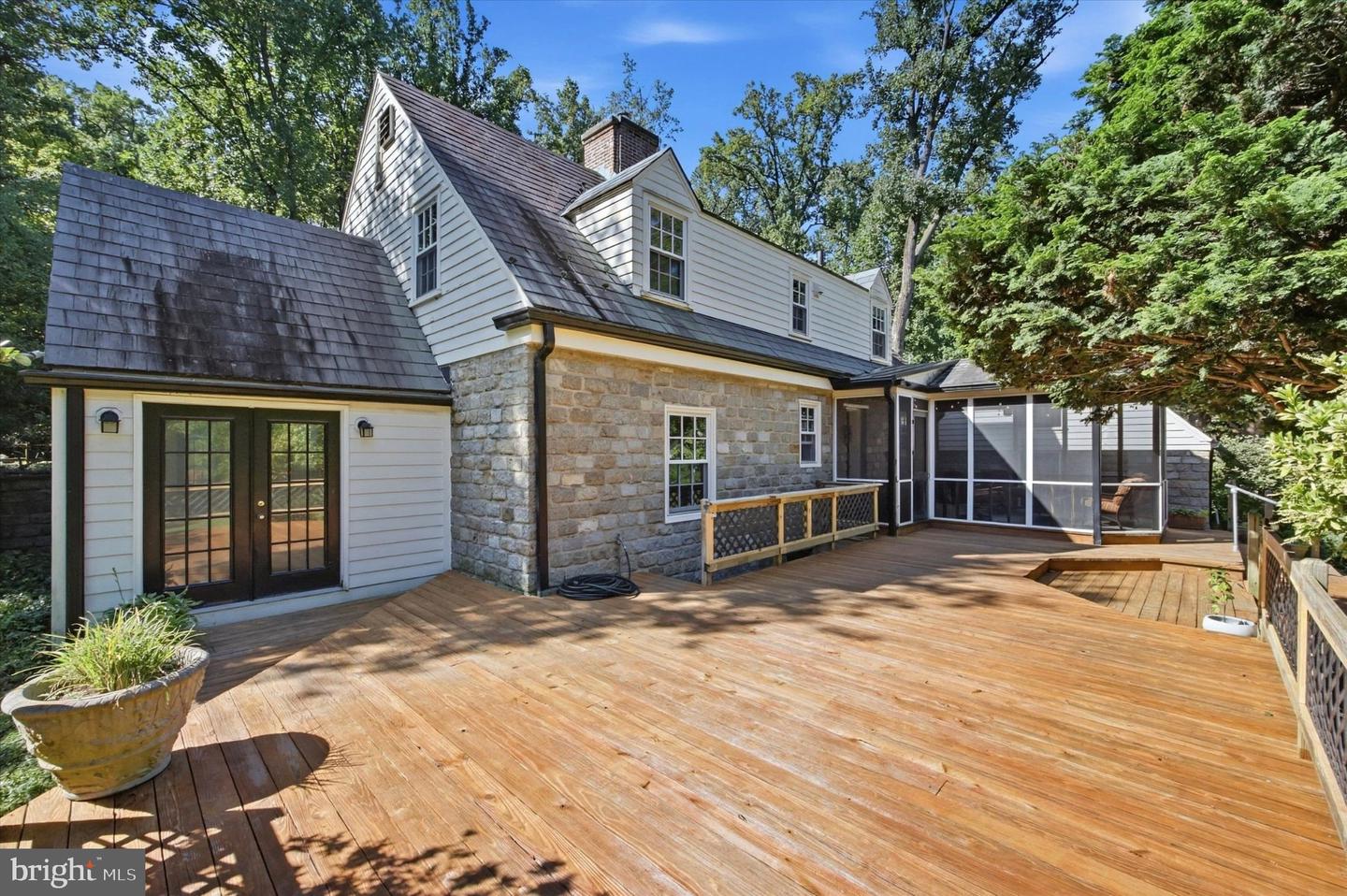 65 Shady Ln # Property Photo 37
