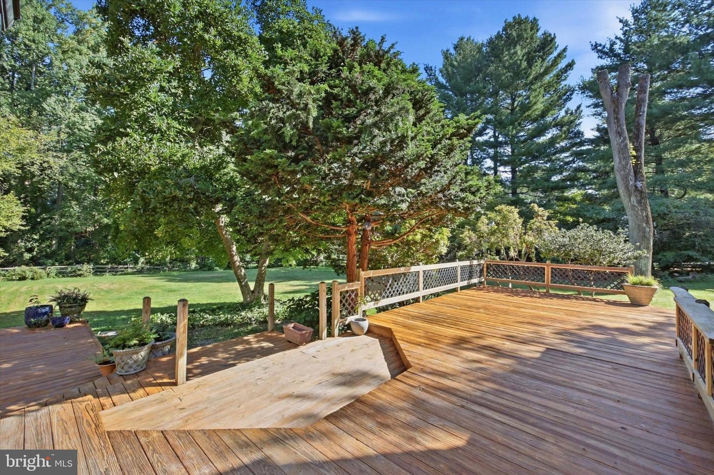65 Shady Ln # Property Photo 38