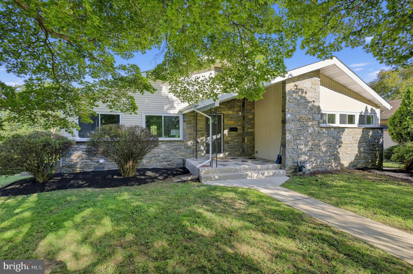 7724 Green Valley Rd Property Photo 2